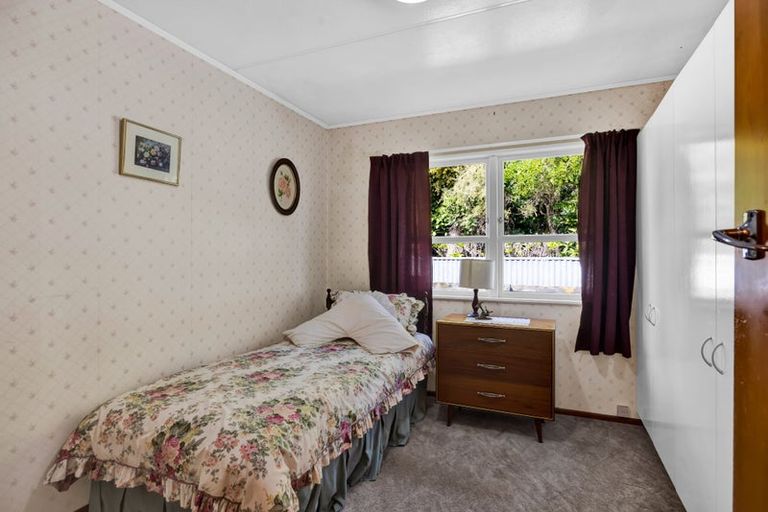 Photo of property in 16 Hunter Street, Hawera, 4610