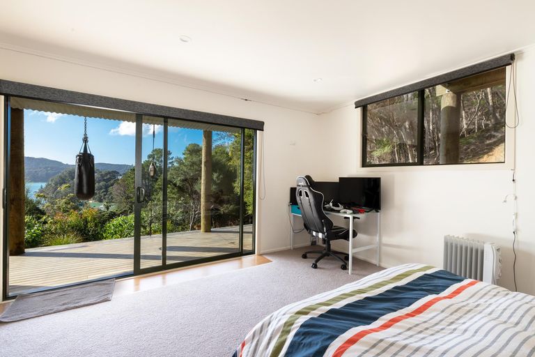 Photo of property in 8a Schoolhouse Bay Road, Kawau Island, 0920