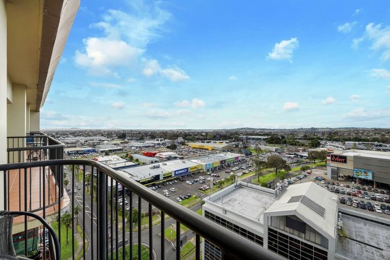Photo of property in The Rennaissance, 15k/18 Ronwood Avenue, Manukau, Auckland, 2104