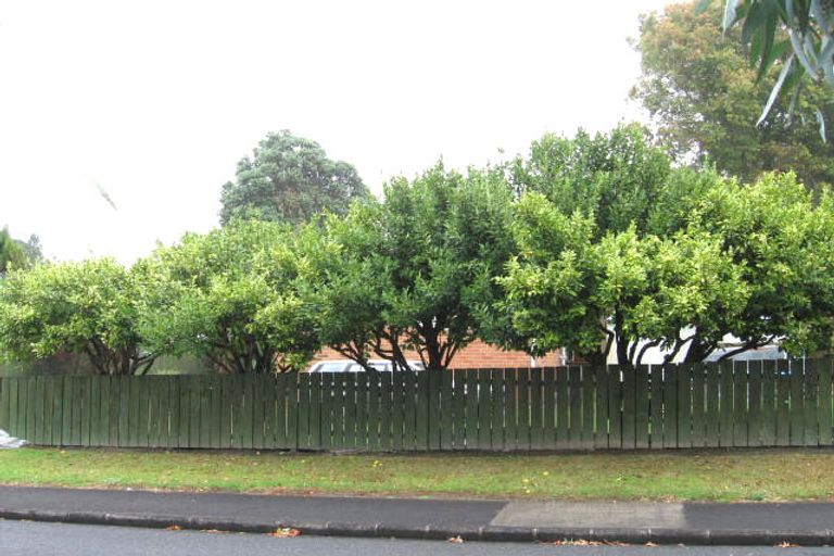Photo of property in 3 Tracey Terrace, Te Atatu South, Auckland, 0602