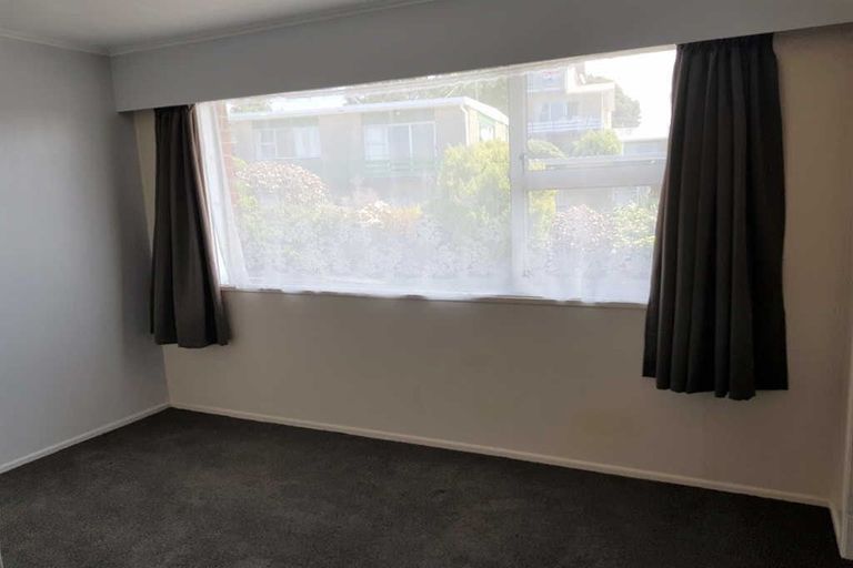 Photo of property in 31 Findlay Street, Moturoa, New Plymouth, 4310