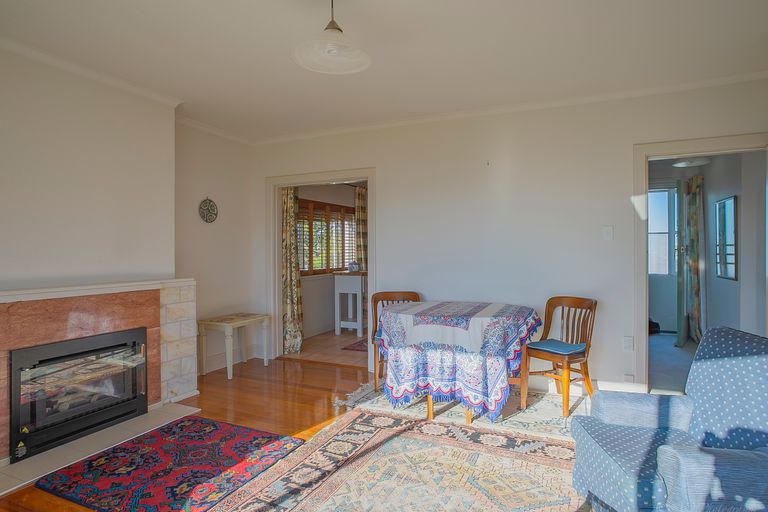 Photo of property in 1-12/48 The Bay Hill, Timaru, 7910