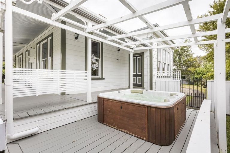 Photo of property in 9 Ranfurly Road, Feilding, 4702