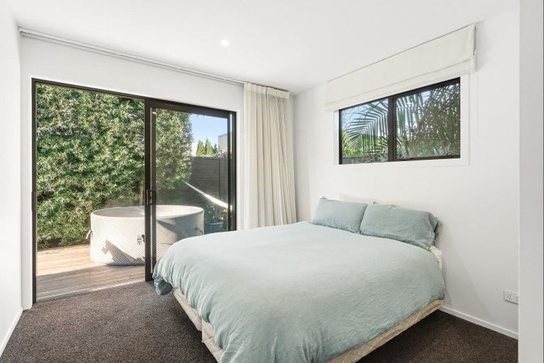 Photo of property in 15 Awatira Drive, Papamoa Beach, Papamoa, 3118