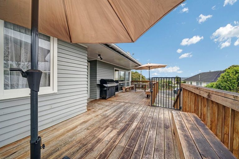 Photo of property in 58 Holbrook Street, Blockhouse Bay, Auckland, 0600