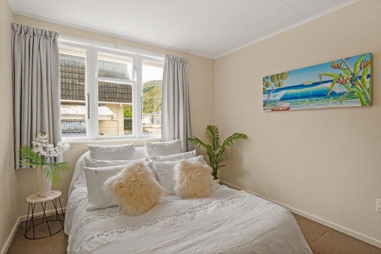 Photo of property in 1/5 Kowhai Street, Naenae, Lower Hutt, 5011
