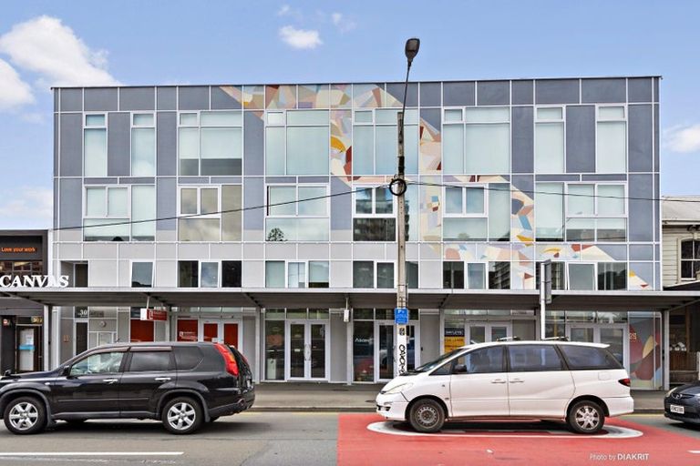 Photo of property in Canvas Apartments, 6/307 Willis Street, Te Aro, Wellington, 6011