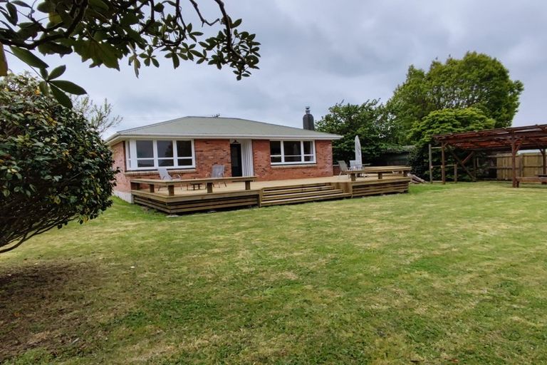 Photo of property in 11b Te Wirihana Road, Mourea, Rotorua, 3074