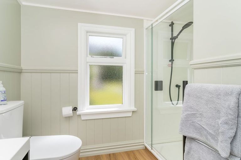 Photo of property in 33 Mihiwaka Road, Long Beach, Port Chalmers, 9081