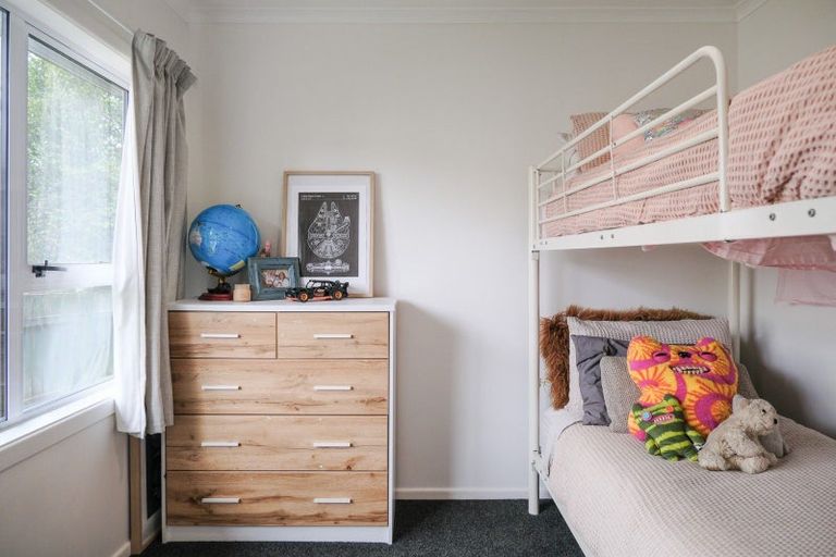 Photo of property in 42 Island View Road, Western Heights, Rotorua, 3015