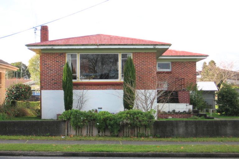 Photo of property in 104 Studholme Street, Morrinsville, 3300