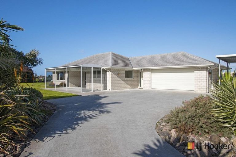Photo of property in 99a Citrus Avenue, Waihi Beach, 3611