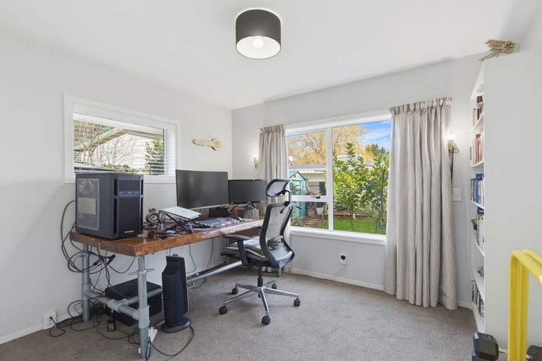 Photo of property in 56 Awatea Road, Hornby, Christchurch, 8042