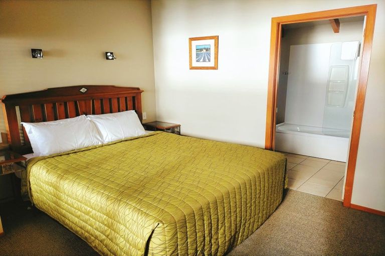 Photo of property in 21/88 Pukawa Road, Pukawa Bay, Turangi, 3381