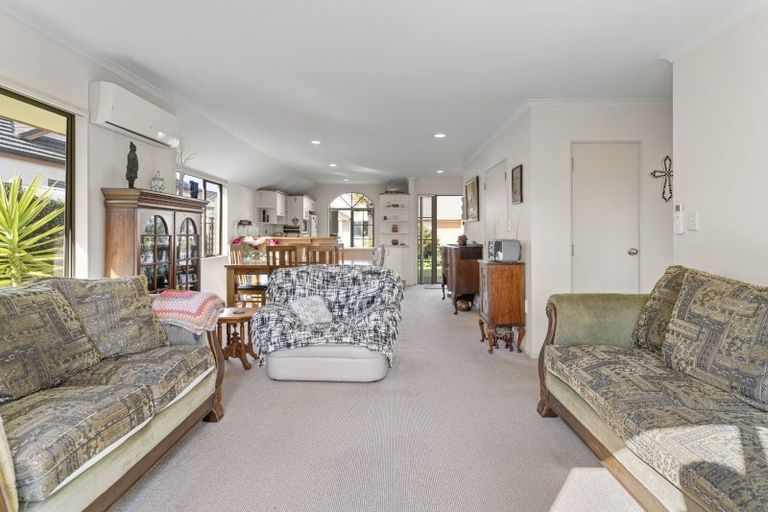 Photo of property in Seacrest, 7/200 Papamoa Beach Road, Papamoa Beach, Papamoa, 3118