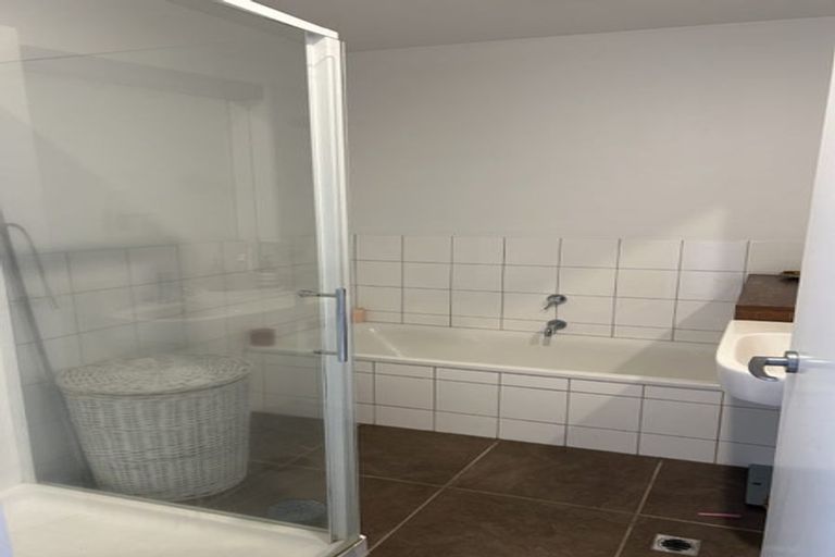 Photo of property in The Altair, 32/120 Rintoul Street, Newtown, Wellington, 6021