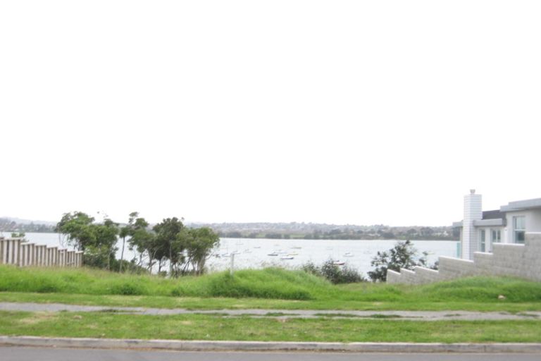 Photo of property in 46 Compass Way, Half Moon Bay, Auckland, 2012