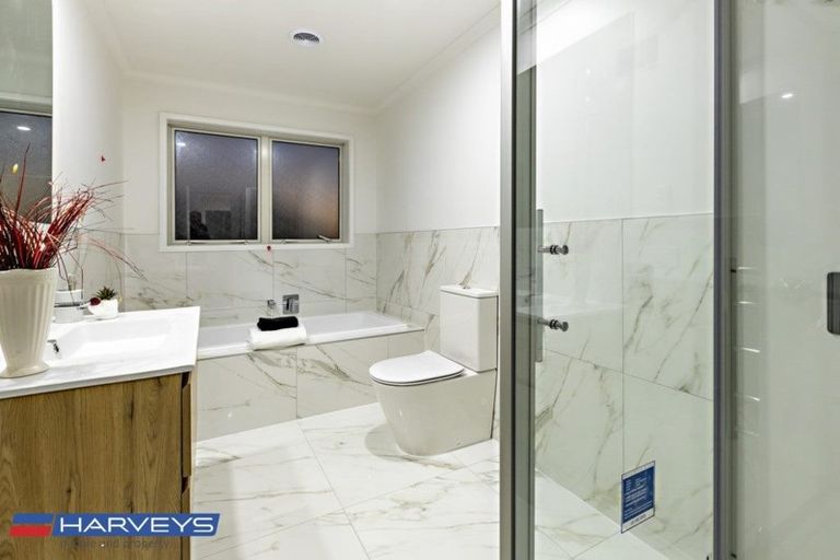 Photo of property in 16 Kauri Heart Avenue, Takanini, 2112