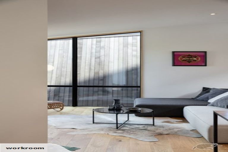 Photo of property in 63 Mcdonnell Road, Arrowtown, 9302