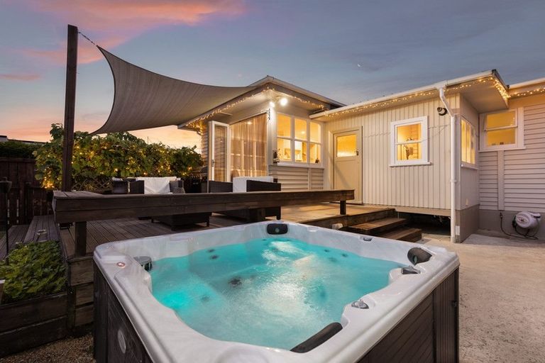 Photo of property in 49 Vogel Street, Cambridge, 3434