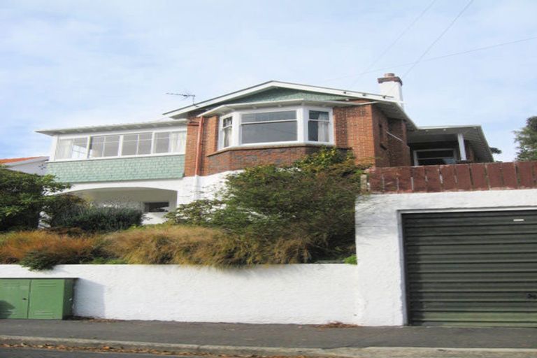 Photo of property in 136 Signal Hill Road, Opoho, Dunedin, 9010