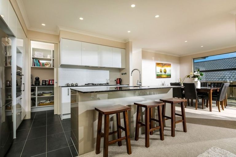 Photo of property in 15 Cilliers Drive, Silverdale, 0932