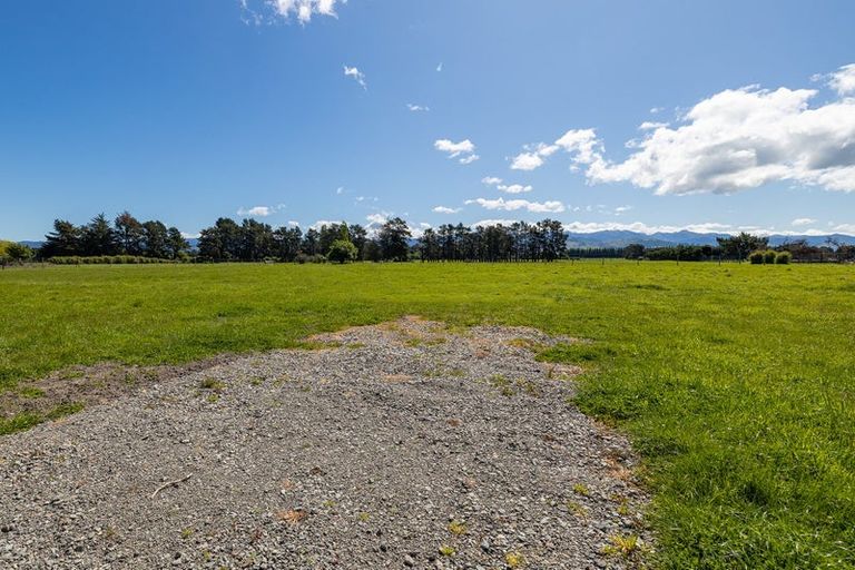 Photo of property in 231 Hughes Line, West Taratahi, Carterton, 5887