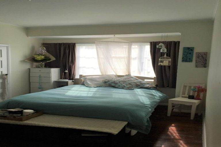 Photo of property in 25 Gadsby Street, Avalon, Lower Hutt, 5011