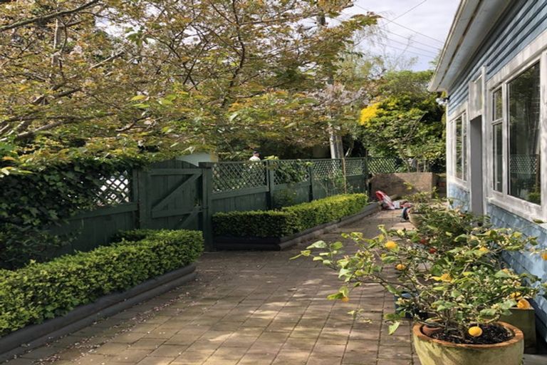 Photo of property in 7 Wilton Road, Wadestown, Wellington, 6012