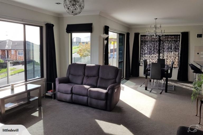Photo of property in 75 Waterside Drive, Pyes Pa, Tauranga, 3112