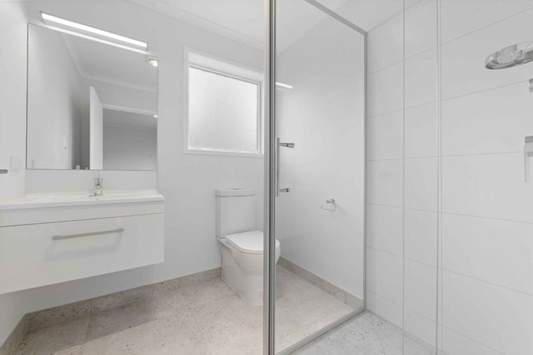 Photo of property in 19 Uatoto Road, Clarks Beach, 2122