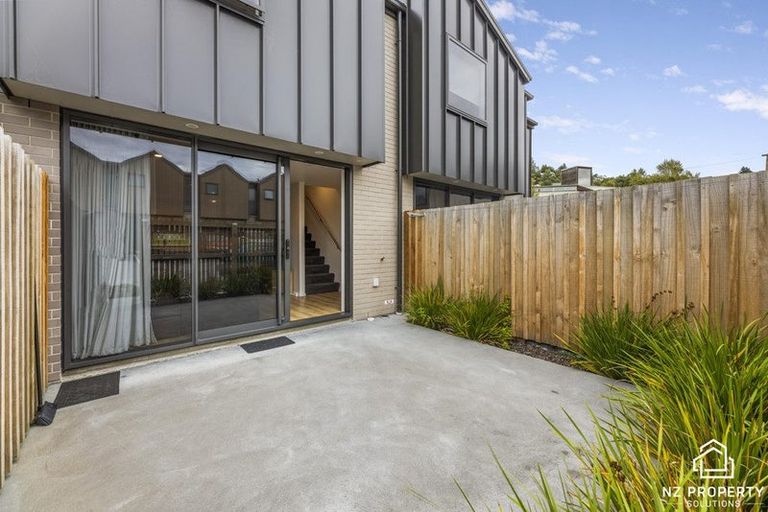 Photo of property in 19 Dallas Lane, Caversham, Dunedin, 9012