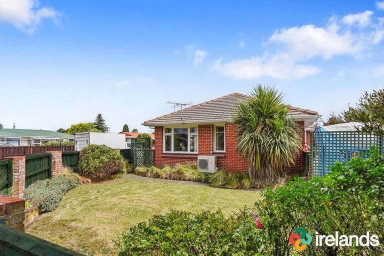 Photo of property in 2 Minaret Street, Mairehau, Christchurch, 8013