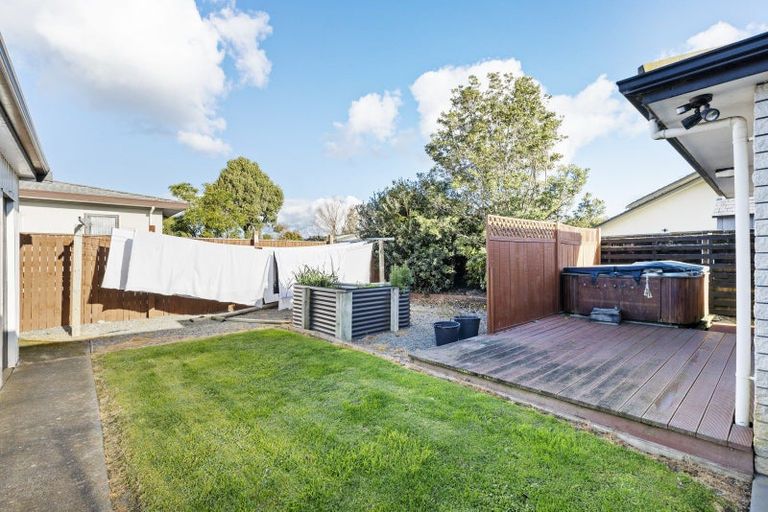 Photo of property in 108 Benmore Avenue, Cloverlea, Palmerston North, 4412