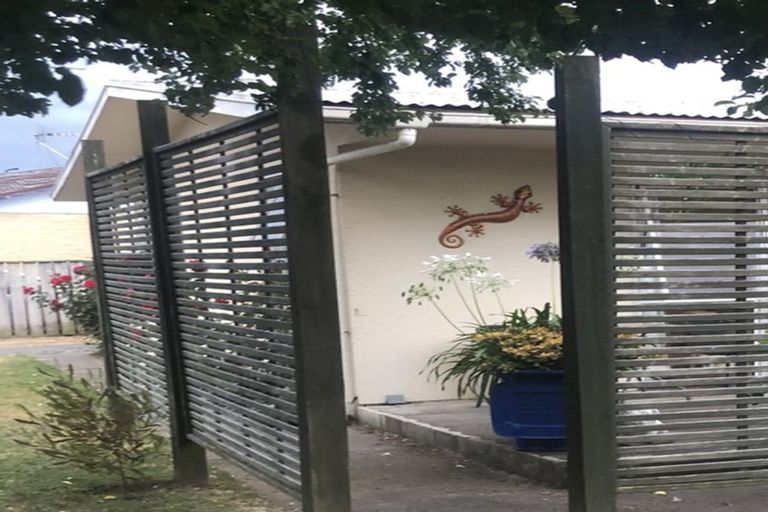 Photo of property in 31 Columbus Crescent, Flaxmere, Hastings, 4120