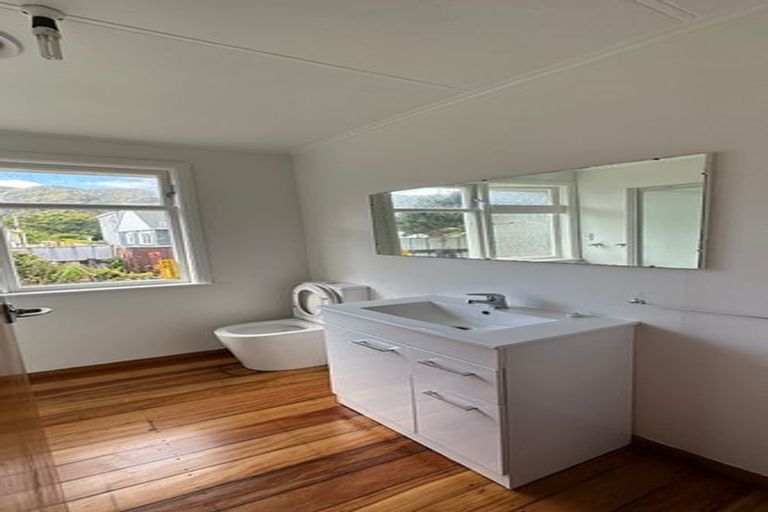 Photo of property in 29b Haig Street, Waterloo, Lower Hutt, 5011