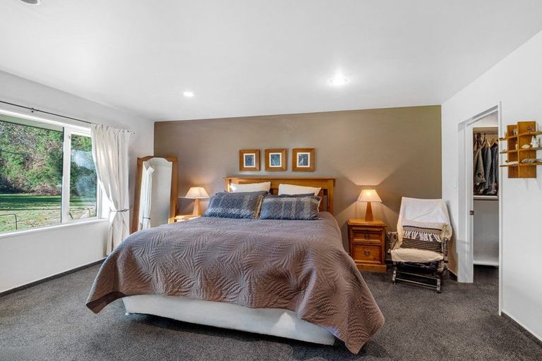 Photo of property in 29 Scarlet Oak Drive, West Melton, Christchurch, 7671