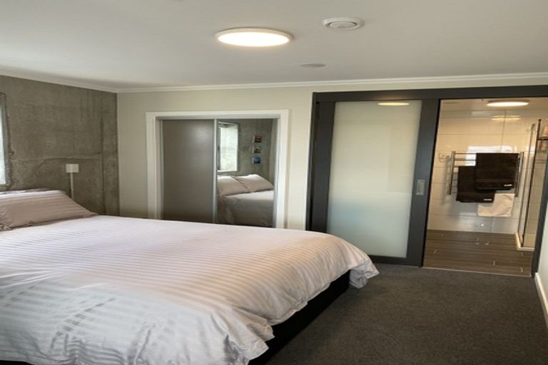 Photo of property in Frame Apartments, 1101/111 Molesworth Street, Thorndon, Wellington, 6011