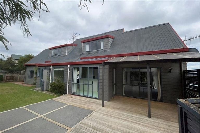 Photo of property in 23 Thelma Place, Lynmore, Rotorua, 3010