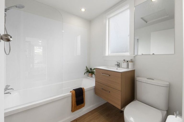 Photo of property in 1/235 Hills Road, Mairehau, Christchurch, 8013