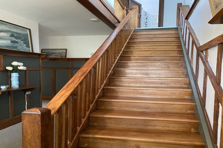 Photo of property in 35 Wharfe Street, South Hill, Oamaru, 9400