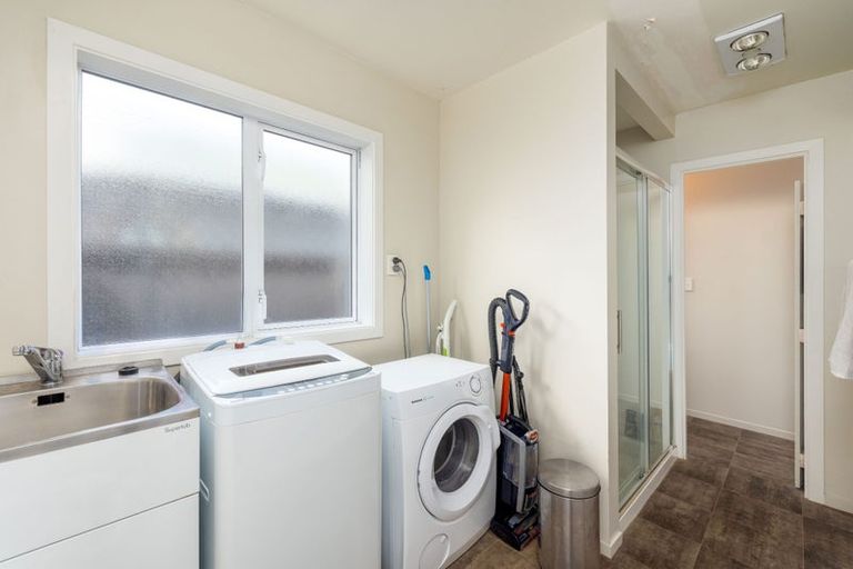 Photo of property in 390 Keyes Road, New Brighton, Christchurch, 8083