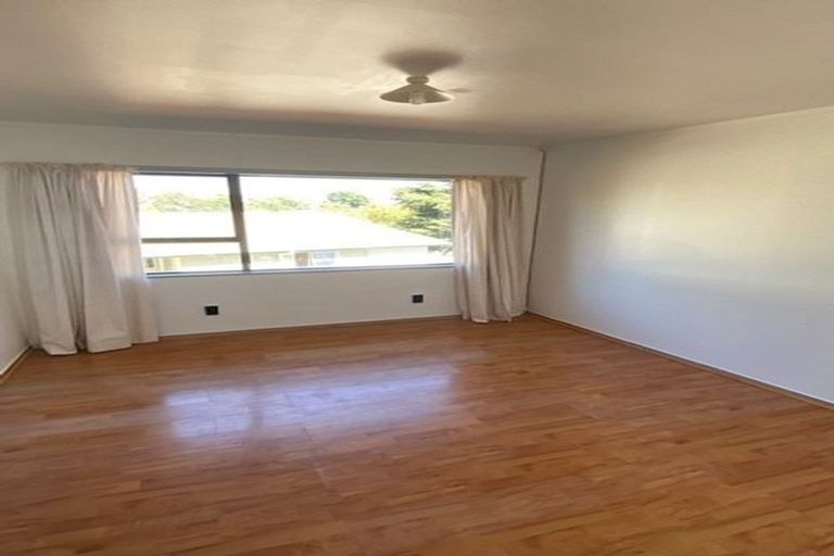 Photo of property in 11 Dunton Drive, Welcome Bay, Tauranga, 3112