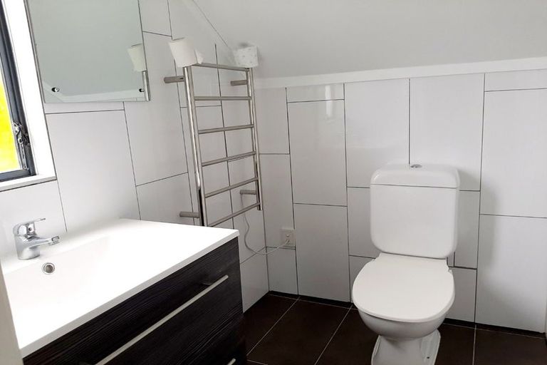 Photo of property in 3 Paloma Court, Hillpark, Auckland, 2102