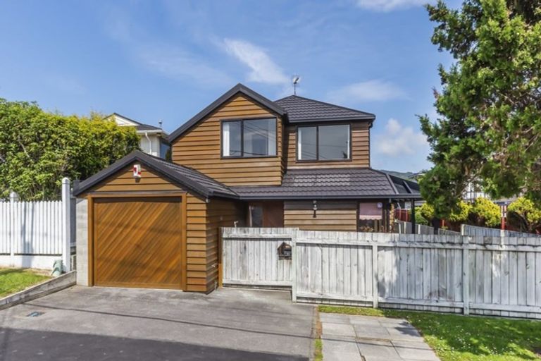 Photo of property in 5a Chamberlain Road, Karori, Wellington, 6012