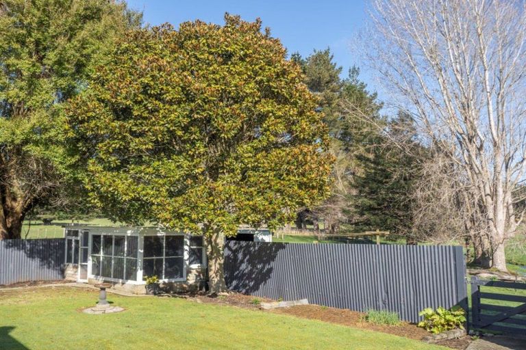 Photo of property in 10 Bright Street, Eketahuna, 4900