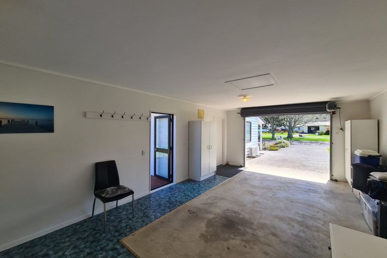 Photo of property in 2 Courthouse Lane, Coromandel, 3506