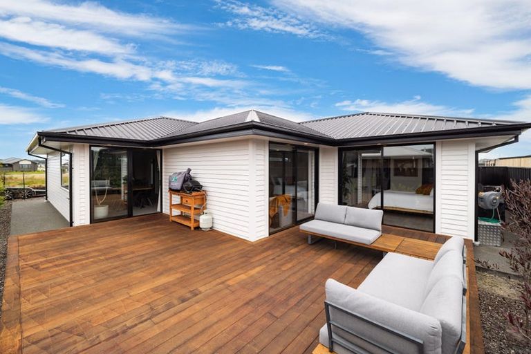 Photo of property in 23 Jove Drive, Pegasus, 7612