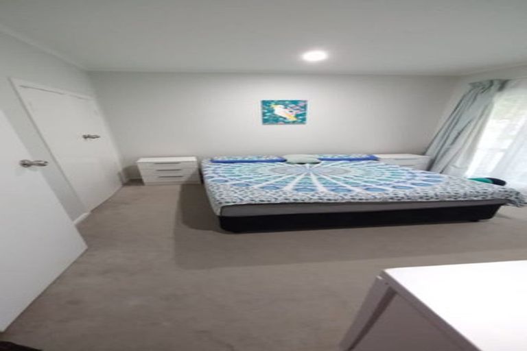 Photo of property in 14 Blenheim Street, Glenfield, Auckland, 0629