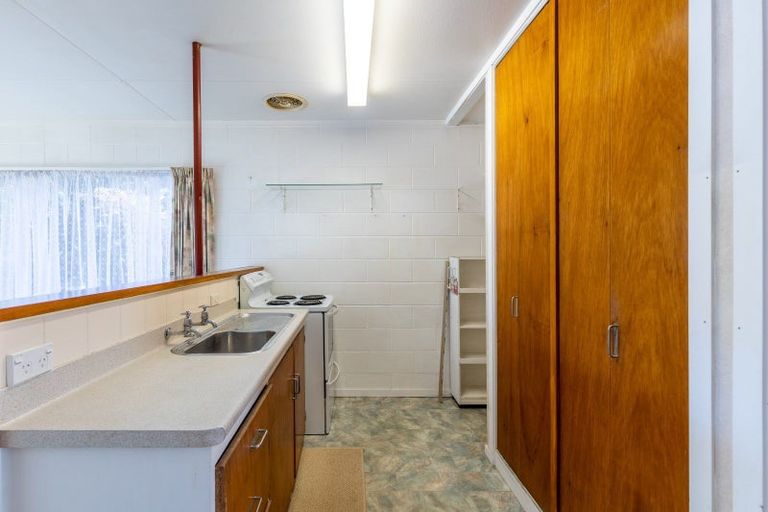 Photo of property in 28a Moulton Street, Moturoa, New Plymouth, 4310